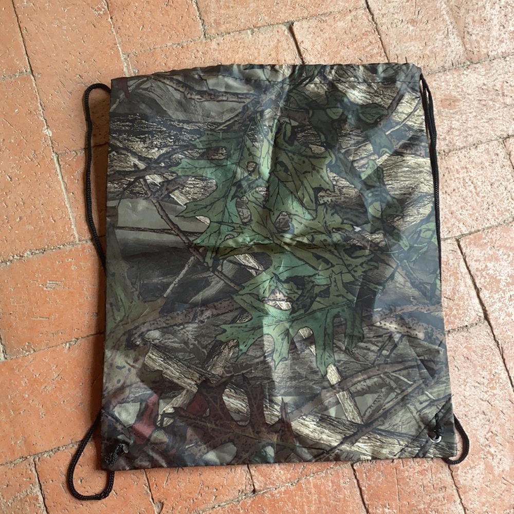 90s | Camo Drawstring Backpack - Picture 4 of 5